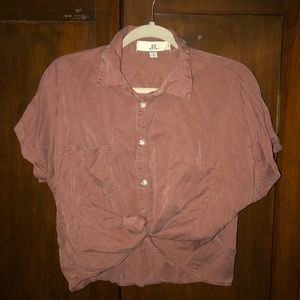 Thread supply button down!